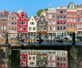 Amsterdam - Grachten, Brücken und künstlerisches Flair